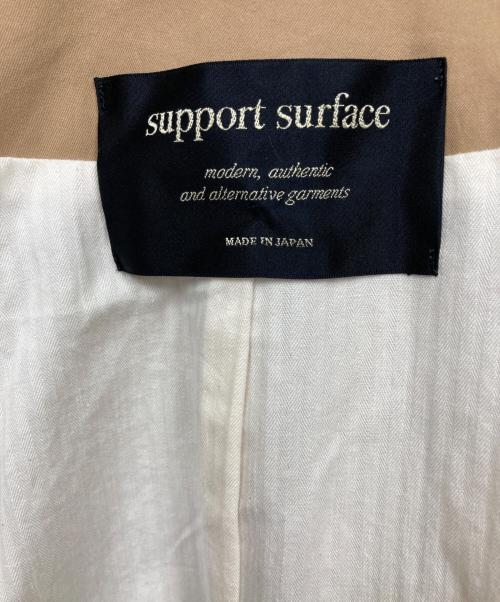 support surface（サポートサーフェス）support surface (サポートサーフェス) コート ベージュ サイズ:1の古着・服飾アイテム