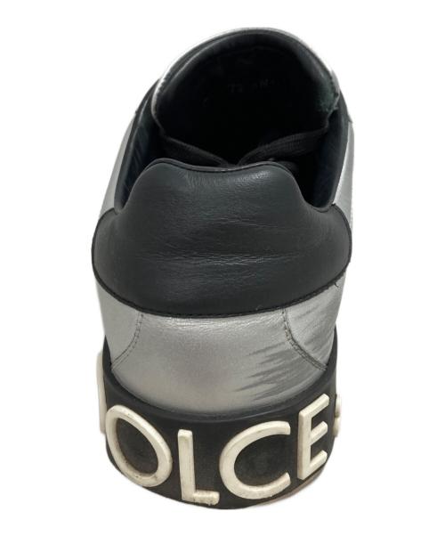 DOLCE & GABBANA（ドルチェ＆ガッバーナ）DOLCE & GABBANA (ドルチェ＆ガッバーナ) ポトルフィーノローカットスニーカー シルバー サイズ:6の古着・服飾アイテム