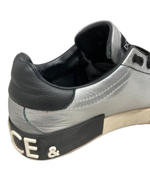 DOLCE & GABBANA（ドルチェ＆ガッバーナ）DOLCE & GABBANA (ドルチェ＆ガッバーナ) ポトルフィーノローカットスニーカー シルバー サイズ:6の古着・服飾アイテム
