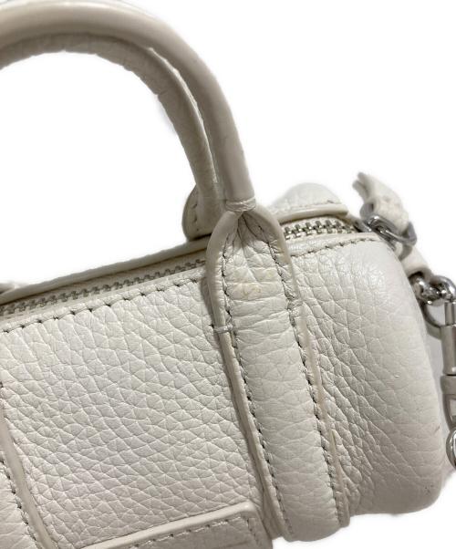 MARC JACOBS（マークジェイコブス）MARC JACOBS (マークジェイコブス) ザ レザ－ダッフルバッグ ミニ ホワイトの古着・服飾アイテム