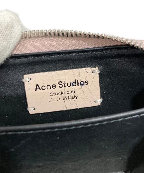 Acne studios（アクネ ストゥディオズ）Acne studios (アクネ ストゥディオズ) クラック レザーカードケース ピンクの古着・服飾アイテム