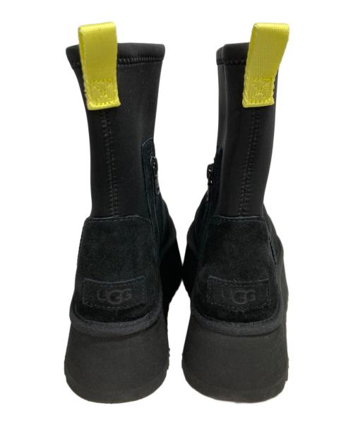 UGG（アグ）UGG (アグ) W CLASSIC DIPPER ブラック サイズ:23の古着・服飾アイテム