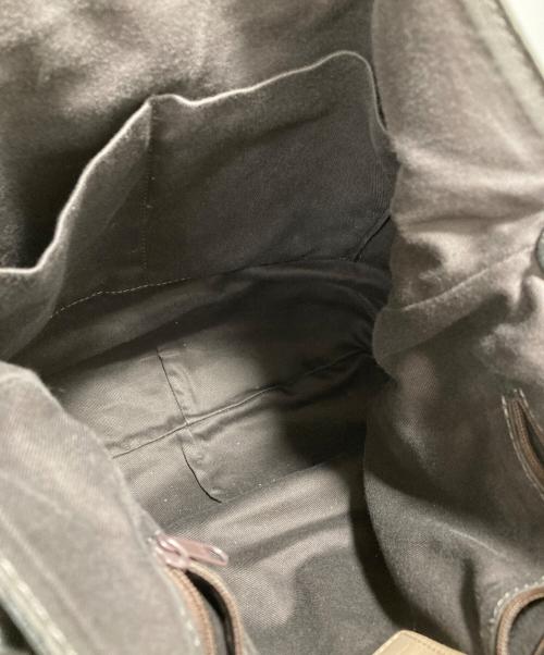 russet（ラシット）russet (ラシット) スリム2WAYトートバッグ <エンボスモノグラム> ブラックの古着・服飾アイテム