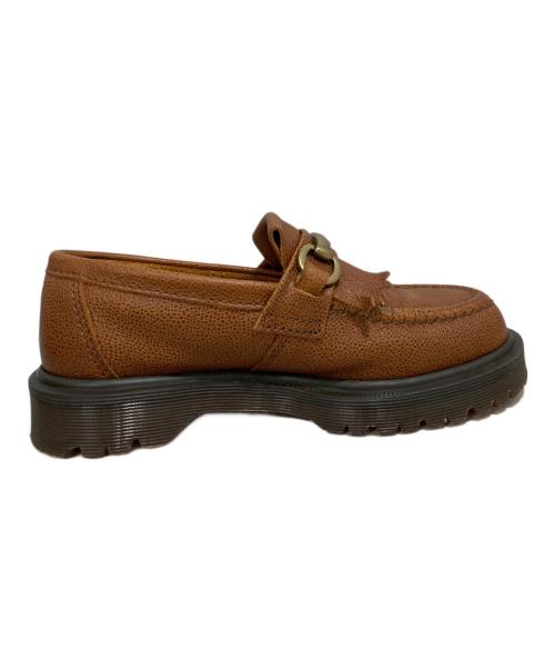 Dr.Martens（ドクターマーチン）Dr.Martens (ドクターマーチン) ADRIAN SNAFFLE ローファー ベージュ サイズ:UK3の古着・服飾アイテム