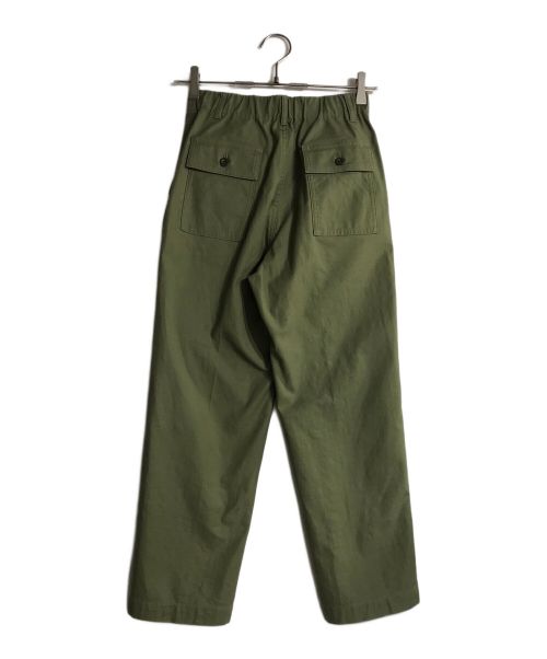 SLOW（スロウ）SLOW (スロウ) バックサテンストレッチ ベイカーパンツ オリーブ サイズ:32の古着・服飾アイテム