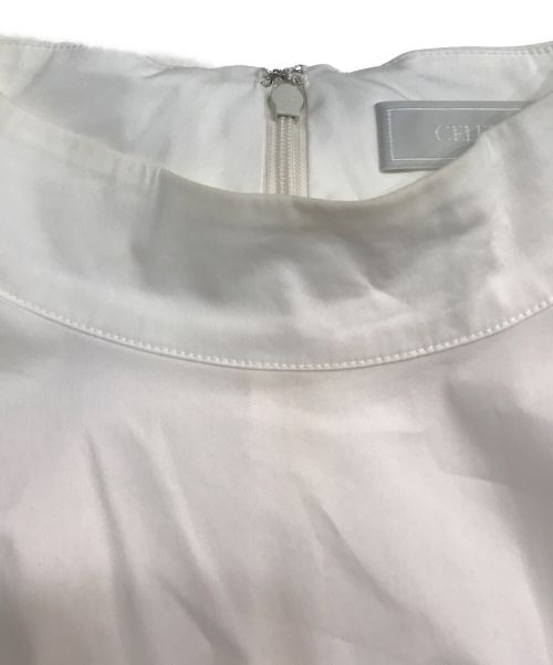 CELFORD（セルフォード）CELFORD (セルフォード) バックリボン刺繍ワンピース オフホワイト サイズ:Mの古着・服飾アイテム