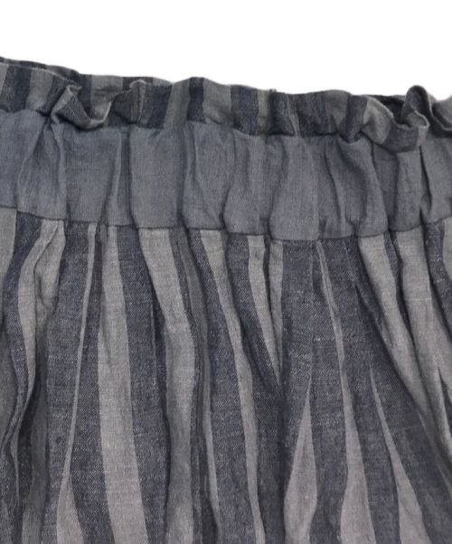 magali（マガリ）magali (マガリ) ストライプリネン ファーマースカート グレー サイズ:表記なしの古着・服飾アイテム