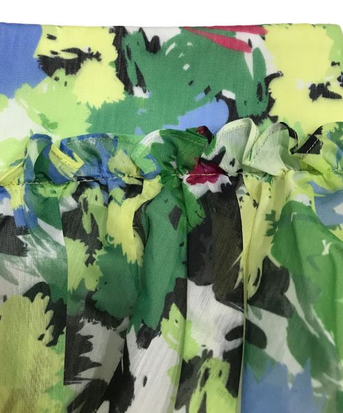 SHE TOKYO（シートーキョー）SHE TOKYO (シートーキョー) フラワー総柄スカート ブルー×グリーン サイズ:36の古着・服飾アイテム