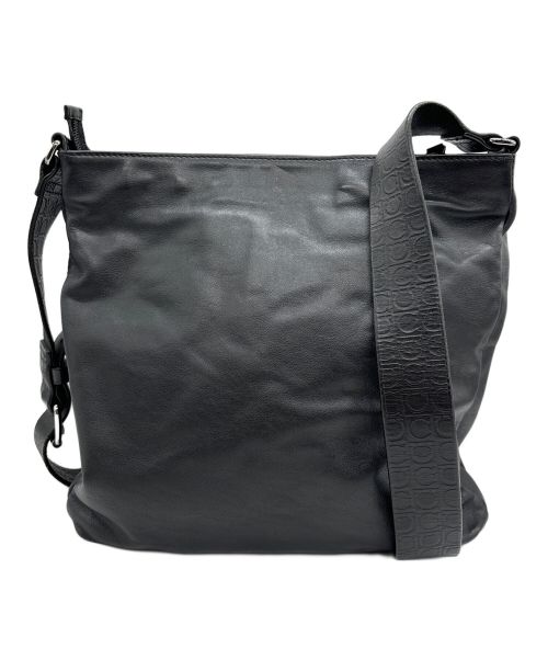Salvatore Ferragamo（サルヴァトーレ フェラガモ）Salvatore Ferragamo (サルヴァトーレ フェラガモ) レザーショルダーバッグ ブラックの古着・服飾アイテム