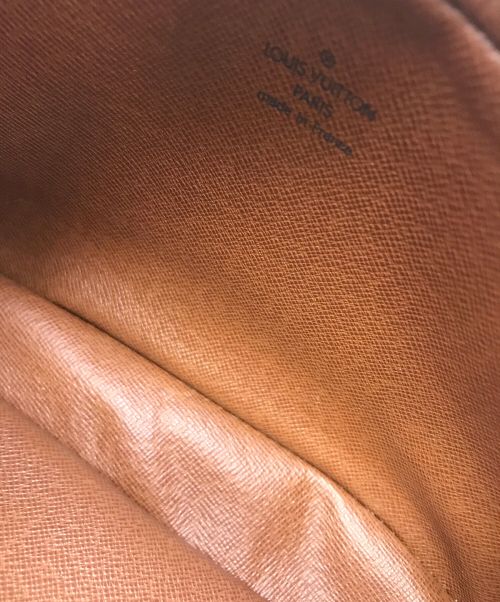 LOUIS VUITTON（ルイ ヴィトン）LOUIS VUITTON (ルイ ヴィトン) ショルダーポーチ ブラウンの古着・服飾アイテム