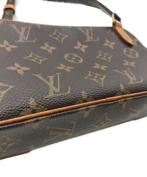 LOUIS VUITTON（ルイ ヴィトン）LOUIS VUITTON (ルイ ヴィトン) ショルダーポーチ ブラウンの古着・服飾アイテム