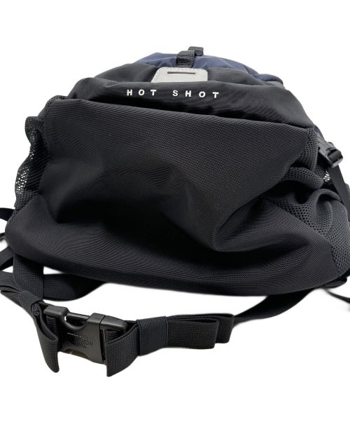 THE NORTH FACE（ザ ノース フェイス）THE NORTH FACE (ザ ノース フェイス) HOT SHOTバックパック ネイビー×ブラックの古着・服飾アイテム