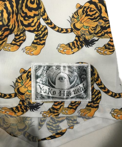 Yuko Higuchi（ユウコ ヒグチ）Yuko Higuchi (ユウコ ヒグチ) 寅ンクス イエロー×ホワイト サイズ:FREEの古着・服飾アイテム