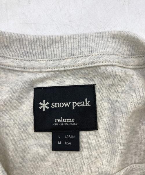 Snow peak（スノーピーク）snow peak (スノーピーク) JOURNAL STANDARD relume (ジャーナルスタンダード レリューム) Camp Fire プリントTシャツ グレー サイズ:Lの古着・服飾アイテム