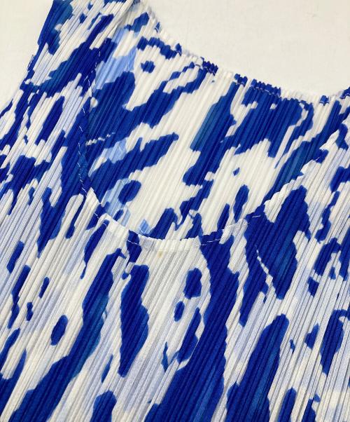 PLEATS PLEASE（プリーツプリーズ）PLEATS PLEASE (プリーツプリーズ) ノースリーブブラウス ブルー×ホワイト サイズ:Sの古着・服飾アイテム