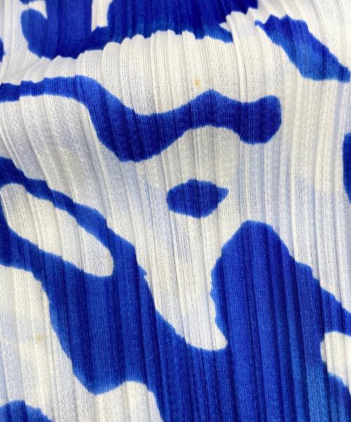 PLEATS PLEASE（プリーツプリーズ）PLEATS PLEASE (プリーツプリーズ) ノースリーブブラウス ブルー×ホワイト サイズ:Sの古着・服飾アイテム