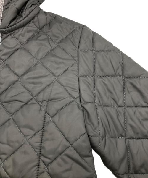 LAVENHAM（ラベンハム）LAVENHAM (ラベンハム) フード付きキルティングジャケット グレー サイズ:38の古着・服飾アイテム