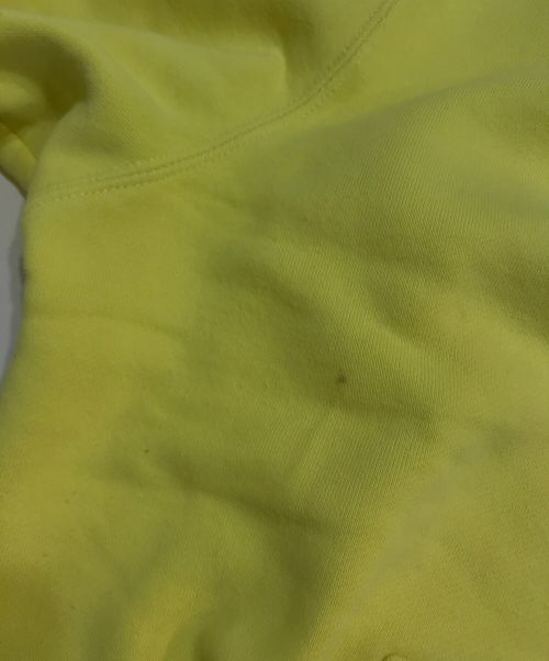 stussy（ステューシー）stussy (ステューシー) ロゴ刺繍プルオーバーパーカー イエロー サイズ:Lの古着・服飾アイテム