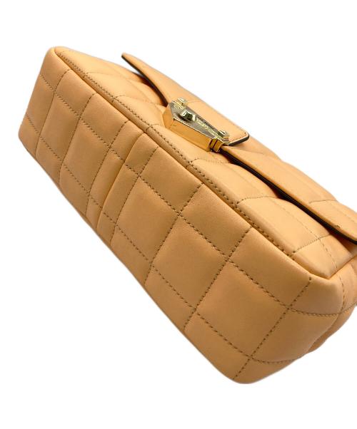 MICHAEL KORS（マイケル・コース）MICHAEL KORS (マイケルコース) SOHO チェーンショルダーバッグ ベージュの古着・服飾アイテム