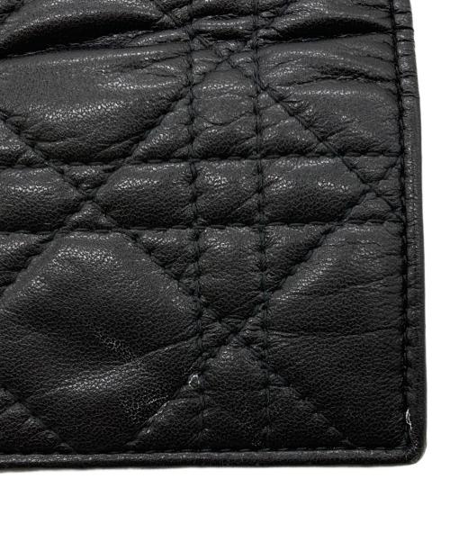 Christian Dior（クリスチャン ディオール）Christian Dior (クリスチャン ディオール) カナージュ ラムスキン/Lady Dior Lotus ロータスウォレット ブラックの古着・服飾アイテム