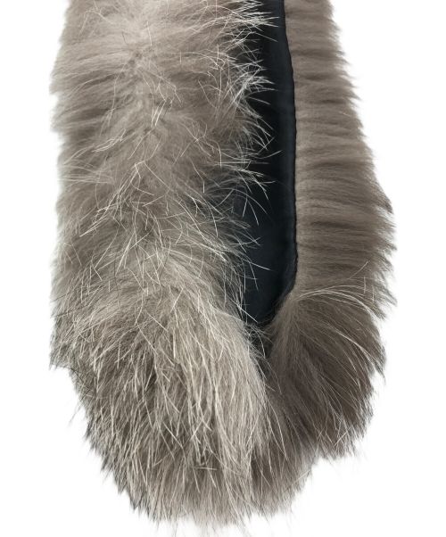 Salvatore Ferragamo（サルヴァトーレ フェラガモ）Salvatore Ferragamo (サルヴァトーレ フェラガモ) ガンチーニフォックスファーティペットの古着・服飾アイテム