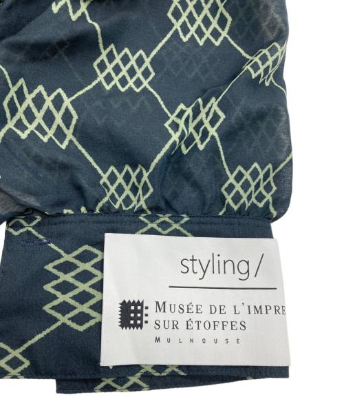 styling/（スタイリング）styling/ (スタイリング) MULHOUSE プリーツラッフルワンピース ブルー×ネイビー 未使用品の古着・服飾アイテム