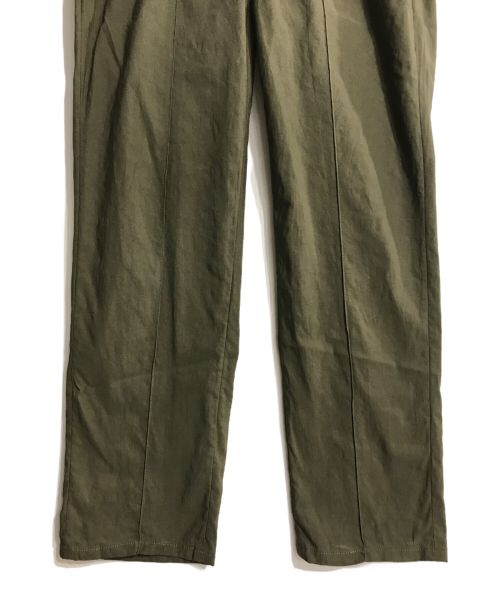 AOURE（アウール）aoure (アウール) PT MALPENSA PLEATS カーキ サイズ:Sの古着・服飾アイテム