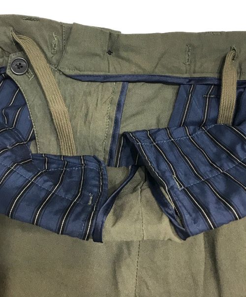 AOURE（アウール）aoure (アウール) PT MALPENSA PLEATS カーキ サイズ:Sの古着・服飾アイテム