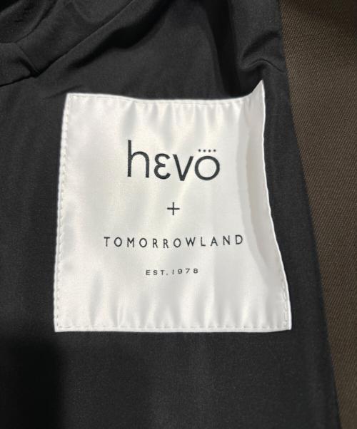 HEVO（イーヴォ）HEVO (イーヴォ) TOMORROW LAND (トゥモローランド) BRINDISI ウールコットンツイル ダブルブレストベルテッドコート オリーブ サイズ:46の古着・服飾アイテム