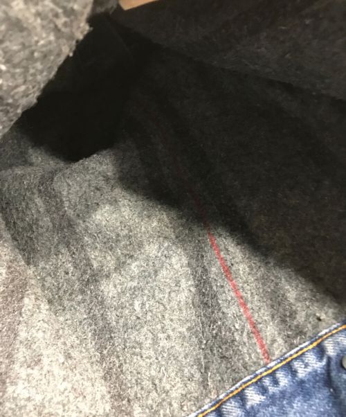 LEVI'S（リーバイス）LEVI'S (リーバイス) 70506 裏地ブランケット付デニムジャケット インディゴ サイズ:38の古着・服飾アイテム