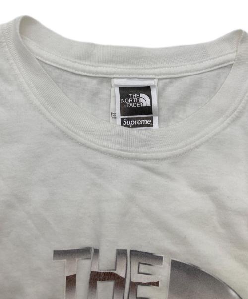 SUPREME（シュプリーム）Supreme (シュプリーム) THE NORTH FACE (ザ ノース フェイス) Metallic Logo Tee/プリントTシャツ ホワイト サイズ:Sの古着・服飾アイテム