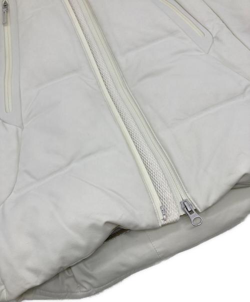 DESCENTE ALLTERRAIN（デザイント オルテライン）DESCENTE ALLTERRAIN (デザイント オルテライン) JOURNAL STANDARD (ジャーナルスタンダード) 別注 水沢ダウンジャケット/マウンテニア ホワイト サイズ:Mの古着・服飾アイテム