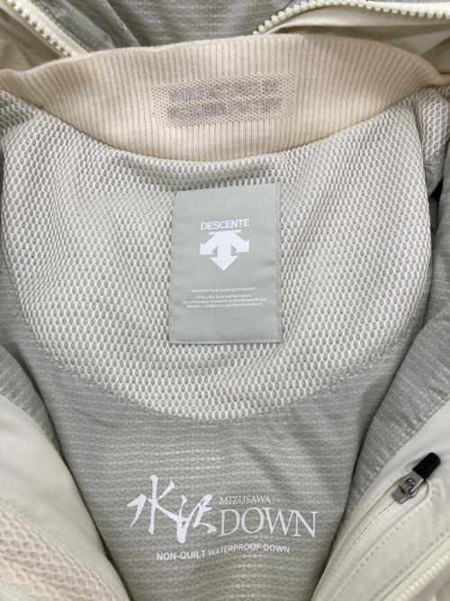 DESCENTE ALLTERRAIN（デザイント オルテライン）DESCENTE ALLTERRAIN (デザイント オルテライン) JOURNAL STANDARD (ジャーナルスタンダード) 別注 水沢ダウンジャケット/マウンテニア ホワイト サイズ:Mの古着・服飾アイテム