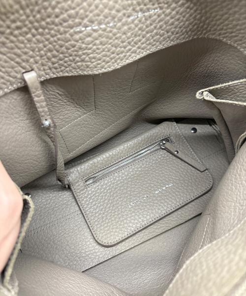 IACUCCI（イアクッチ）IACUCCI (イアクッチ) ギブリ MS ALCE ベージュの古着・服飾アイテム