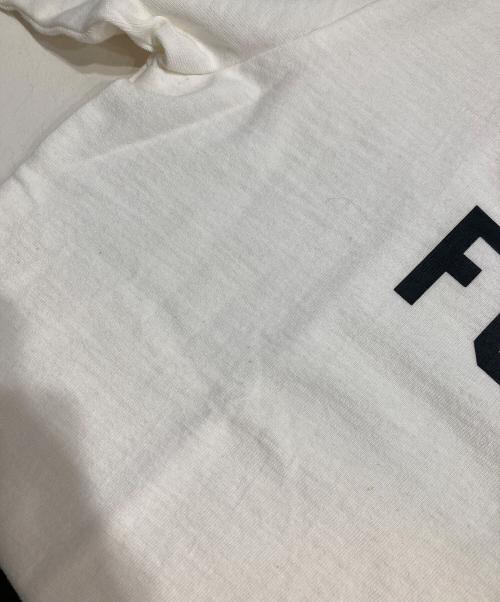 SUPREME（シュプリーム）SUPREME (シュプリーム) One Two Fuck You S/S Top ホワイト サイズ:Sの古着・服飾アイテム