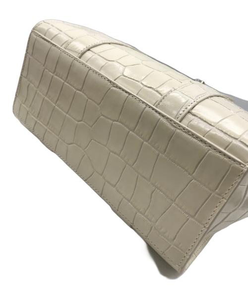 MULBERRY（マルベリー）MULBERRY (マルベリー) Mini Zipped Bayswater ホワイトの古着・服飾アイテム