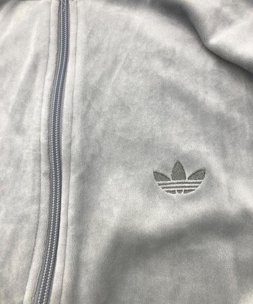 adidas（アディダス）adidas (アディダス) BECKENBAUER VELOUR TRACKTOP LIGHT ONYX グレー サイズ:Mの古着・服飾アイテム
