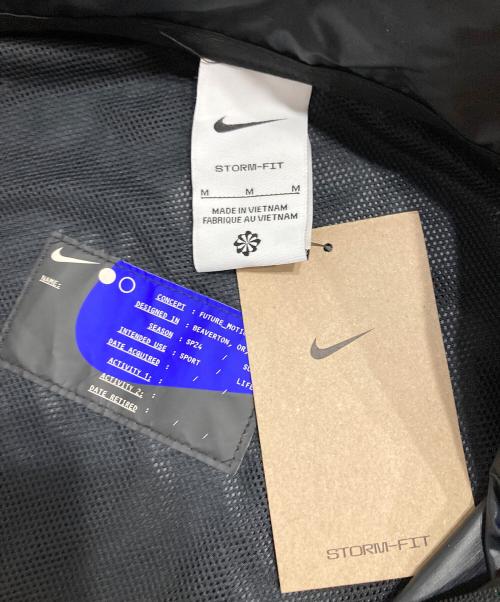 NIKE（ナイキ）NIKE (ナイキ) Storm-FIT ランニングジャケット ブラック サイズ:Mの古着・服飾アイテム