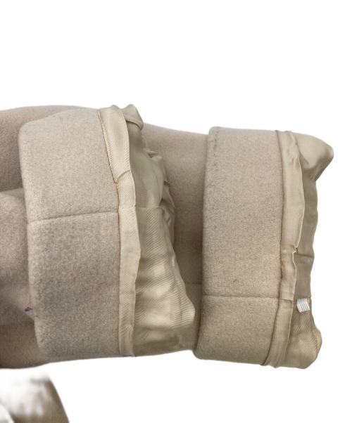 23区（ニジュウサンク）23区 (ニジュウサンク) ダブルクロスベロアスタンドカラーコート ベージュ サイズ:38の古着・服飾アイテム