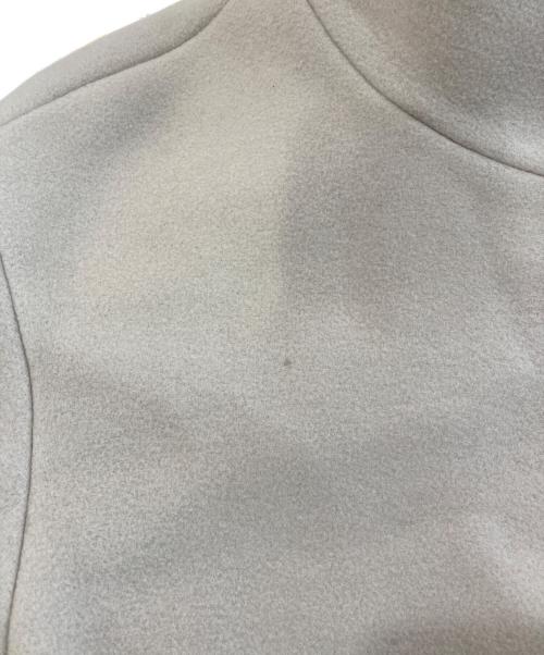 23区（ニジュウサンク）23区 (ニジュウサンク) ダブルクロスベロアスタンドカラーコート ベージュ サイズ:38の古着・服飾アイテム