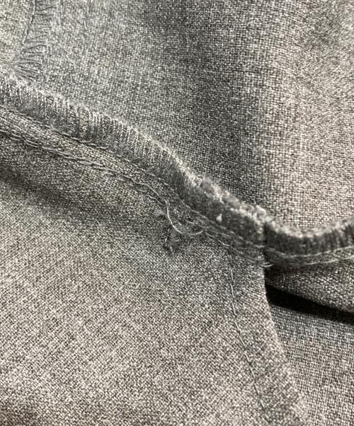 FRED PERRY（フレッドペリー）FRED PERRY (フレッドペリー) プリーツバックシャツドレス グレー サイズ:38の古着・服飾アイテム