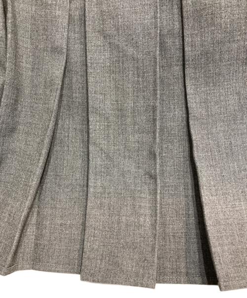 FRED PERRY（フレッドペリー）FRED PERRY (フレッドペリー) プリーツバックシャツドレス グレー サイズ:38の古着・服飾アイテム