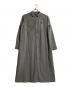 FRED PERRY（フレッドペリー）の古着「プリーツバックシャツドレス」｜グレー