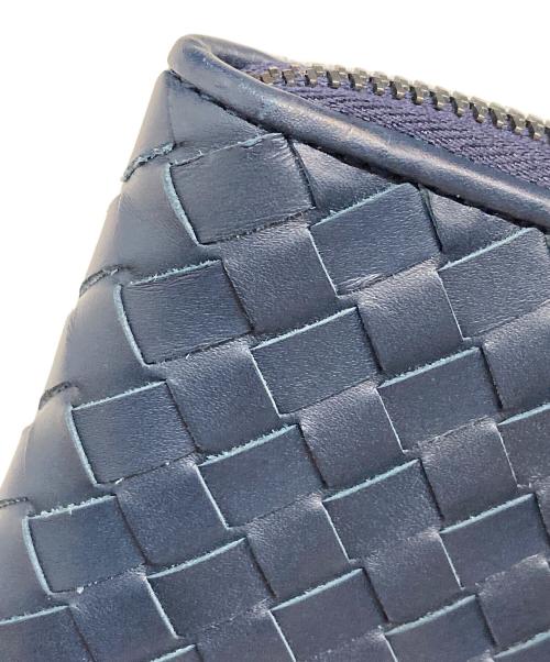 BOTTEGA VENETA（ボッテガベネタ）BOTTEGA VENETA (ボッテガベネタ) イントレチャート クラッチバック ネイビーの古着・服飾アイテム