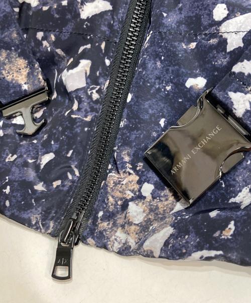 ARMANI EXCHANGE（アルマーニ エクスチェンジ）ARMANI EXCHANGE (アルマーニ エクスチェンジ) ダウンジャケット ネイビー サイズ:Sの古着・服飾アイテム