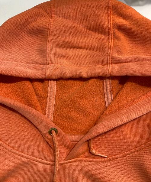 CarHartt（カーハート）CarHartt (カーハート) 袖プリントパーカー オレンジ サイズ:XLの古着・服飾アイテム