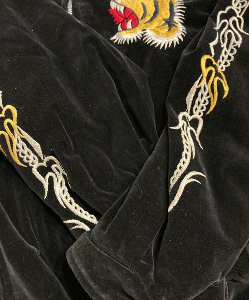 USED（ユーズド）USED (ユーズド) ベロア刺繍スカジャン ブラック サイズ:FREEの古着・服飾アイテム