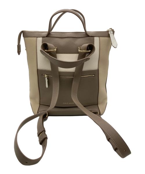 COLE HAAN（コールハーン）COLE HAAN (コールハーン) グランド アンビション スモール コンバーチブルバックパック ベージュ×アイボリーの古着・服飾アイテム