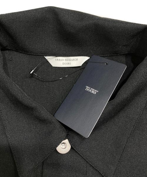 URBAN RESEARCH DOORS（アーバンリサーチドアーズ）URBAN RESEARCH DOORS (アーバンリサーチドアーズ) セオアルファトラッカージャケット ブラック サイズ:M 未使用品の古着・服飾アイテム