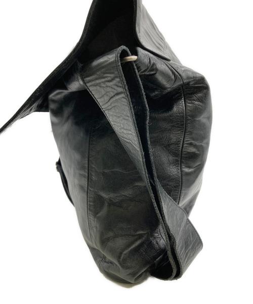 m0851（エム・ゼロ・エイト・ファイブ・ワン）m0851 (エム・ゼロ・エイト・ファイブ・ワン) フラップショルダーバッグ ブラックの古着・服飾アイテム